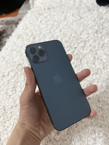 Apple iPhone: IPhone 12 Pro, Б/у, 256 ГБ, Чехол, 88 %