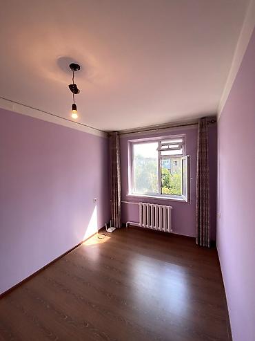 Продажа квартир: 2 комнаты, 43 м², 10 мкр 104 серия, 4 этаж — 8