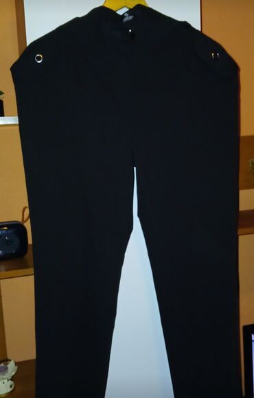 Zimske jakne: Zimski komplet odeće – tri gornja komada 1) Crna zimska jakna do kuka — 25