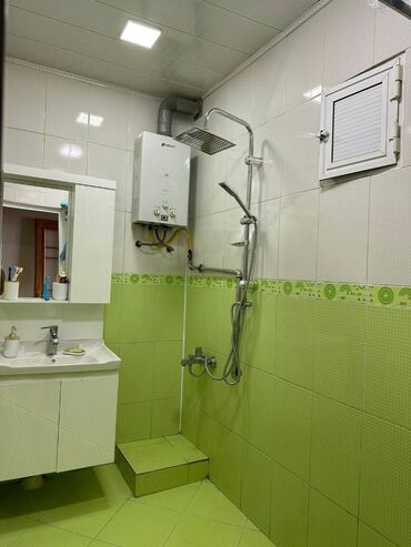 Köhnə tikili: Bakı, Yeni Günəşli Massiv V, 2 otaqlı, Köhnə tikili, 60 kv. m -da lalafo.az — 10 Köhnə tikili: Bakı, Yeni Günəşli Massiv V, 2 otaqlı, Köhnə tikili, 60 kv. m — 10