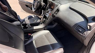 вольт мастер: Chevrolet Volt: 2012 г., 1.4 л, Автомат, Гибрид, Хэтчбэк — 10