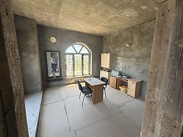 ev axtaranlar: Sabunçu qəs. 4 otaqlı, 201 kv. m, Kredit yoxdur, Təmirsiz — 6