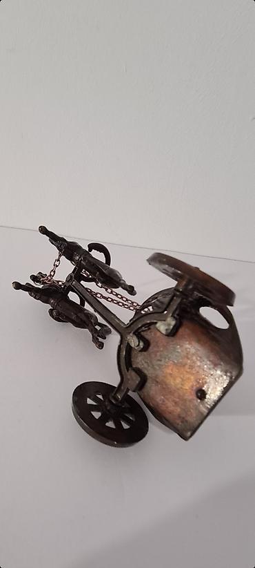 Figure: ▪︎ Prodajem staru dekorativnu metalnu (bronza) figuru-rimski ratnik u — 12