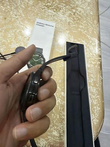 samsung watch 1: Samsung Galaxy Watch6 Classic ağıllı saat - Rəng: qara - Korpus — 5