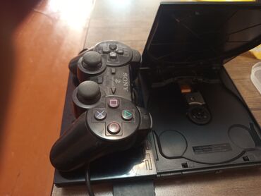 Nintendo Switch: PlayStation 2 işledilib diski yoxdur amma aktif işleyir pultunun biri