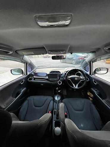 Honda: Honda Fit: 2008 г., 1.5 л, Вариатор, Бензин, Хэтчбэк — 3