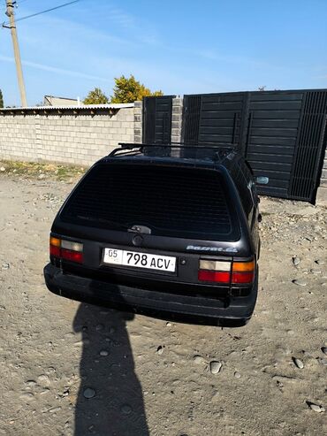 Volkswagen: Volkswagen Passat Variant: 1993 г., 2 л, Механика, Бензин, Универсал — 3