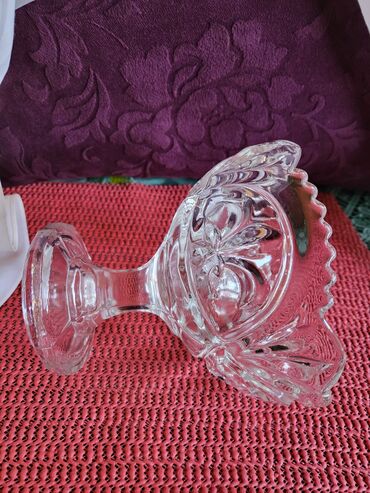 Kuhinjski setovi: Bombonijera nova pun kristal,rucni rad. Bohemija 70te. Sve na — 14