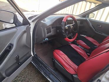 x3 g01: Audi 80: 1992 г., 2 л, Механика, Бензин, Седан — 7