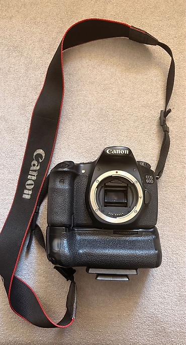 Фото и видеокамеры: Canon EOS 60D DSLR fotoaparat dəsti

Çanta ve adaptr hediyye — 1
