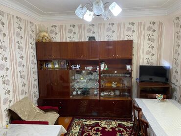 Mənzil kirayələyirəm: 2 otaqlı, 50 kv. m — 4