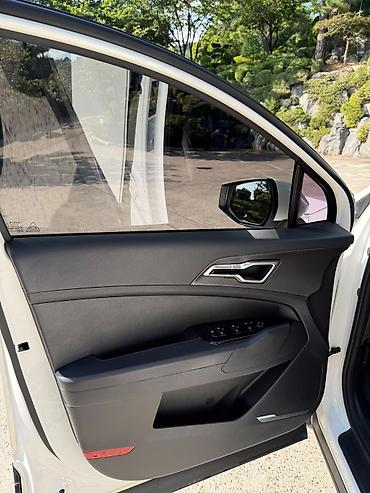 1: Kia Sportage: 2022 г., 1.6 л, Гибрид, Кроссовер — 9