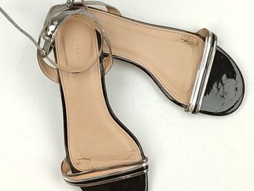 spódniczki pikowane: Sandals Reserved, 37, Used