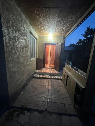 Долгосрочная аренда домов: 100 м², 4 комнаты, Утепленный, Забор, огорожен — 1