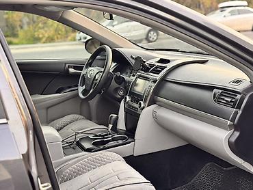 аирбаги: Toyota Camry: 2014 г., 2.5 л, Автомат, Бензин, Седан — 6