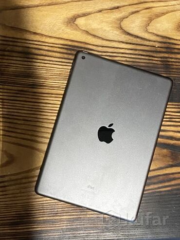 ноутб: Планшет, Apple, память 16 ГБ, Wi-Fi, Б/у, Классический цвет - Серый