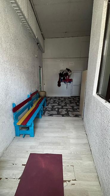 Продажа коттеджей и домов: 6 комнат, 200 м², 4 соток, Бишкек — 11