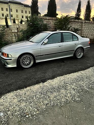 BMW: BMW 5 series: 4.4 l | 2001 il Sedan — 4