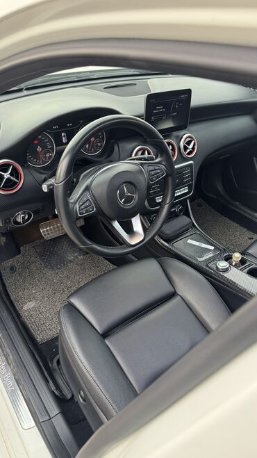 Mercedes-Benz: Mercedes-Benz A-class: 2017 г., 2 л, Автомат, Бензин, Хэтчбэк — 7