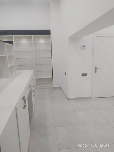 Digər kommersiya daşınmaz əmlakı: Həzi aslanov metrosunun yaxınlığında amerika sefirliyinə yaxın 110 kv — 18