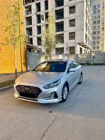 Hyundai: Hyundai Sonata: 2018 г., 2 л, Автомат, Газ, Седан