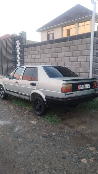 сполер на венто: Volkswagen Jetta: 1985 г., 1.6 л, Механика, Бензин, Седан