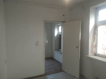 Продажа домов: 60 м², 2 комнаты, Требуется ремонт
