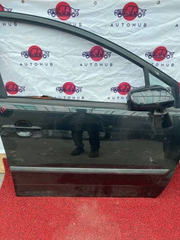 Противотуманные фары: Дверь Передняя правая Toyota