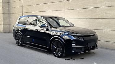 Lixiang: Lixiang L9: 2025 г., 1.5 л, Автомат, Электромобиль, Кроссовер — 2