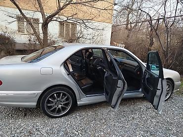 Mercedes-Benz: Mercedes-Benz E-Class: 2000 г., 4.3 л, Седан — 9