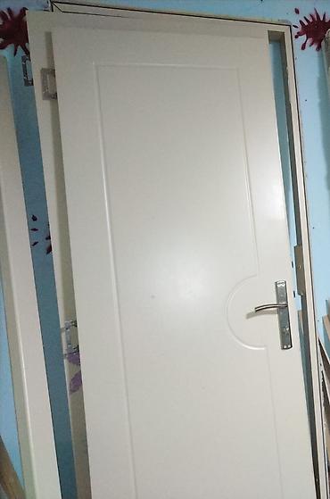 zal qapıları: Qapılar satılır 3 ədəd qalib biri. 50 manat80/2 metr ölcu.ünvan ftamyi — 1