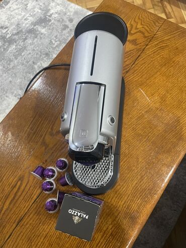 Aparati za kafu: Aparat za kafu na kapsule (kompatibilan sa Nespresso kapsulama) - — 1