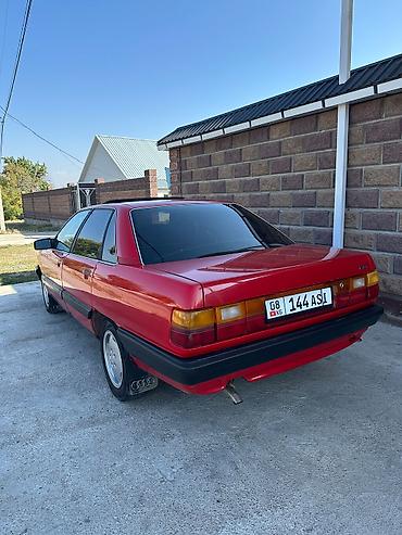 audi 100 с4: Audi 100: 1988 г., 2.3 л, Механика, Газ, Седан — 2