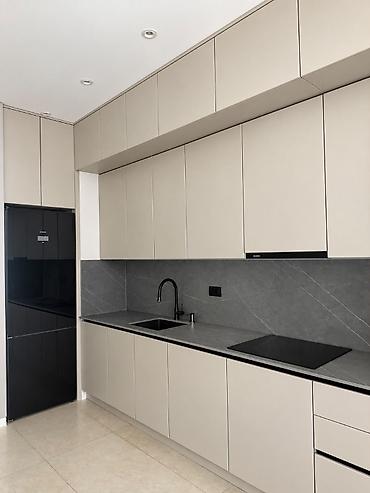 Daşınmaz əmlak: Ağ Şəhər, Qarabağ Atları Meydanı yaxınlığında 4 otaqlı kirayə mənzil — 8