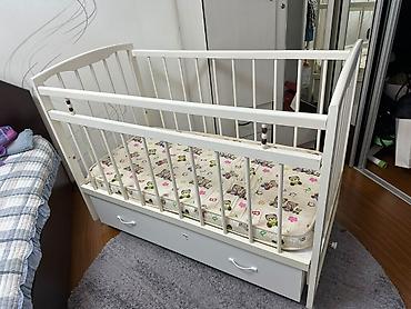 bunk bed: Детская кроватка с маятником и выдвижным ящиком - Классическая — 1
