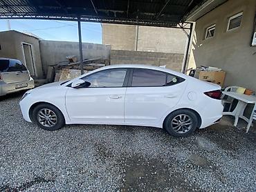 11000: Hyundai Avante: 2019 г., Автомат, Бензин, Седан — 4