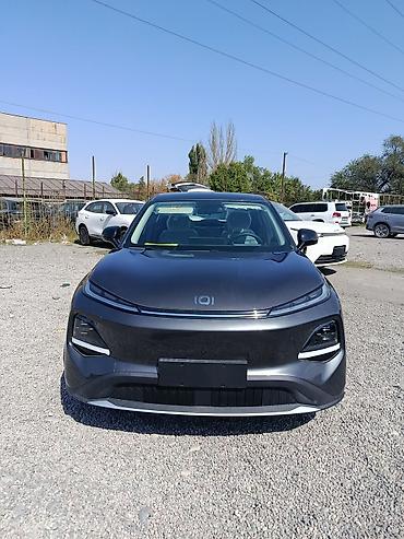 макс: *Changan Qiyuan Q05 405 Air - 2025 г.* Цвет: Темно-серый металлик — 1