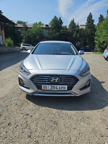 нундай соната: Hyundai Sonata: 2017 г., 2 л, Автомат, Газ, Седан