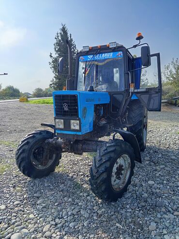 Traktorlar: Belarus 821 təkərli traktor - Model: Belarus 821 (MTZ) - Tətbiq — 3