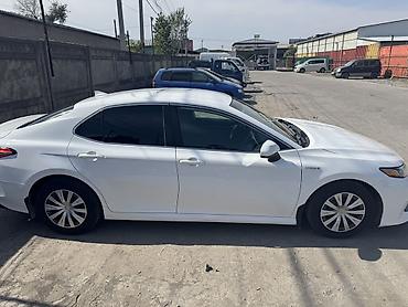 Toyota: Toyota Camry: 2020 г., 2.5 л, Автомат, Гибрид, Седан — 7
