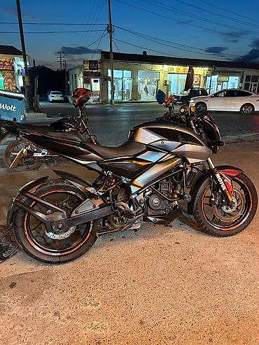 moped 150cc: Bajaj - NS200, 200 sm3, 2022 il, 94000 km — 1