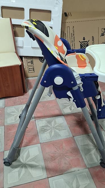 Yemək masaları, oturacaqları: Çox az istifade olunub.uşaq cox oturmaq istemediyi ucun.ozunuz de — 2