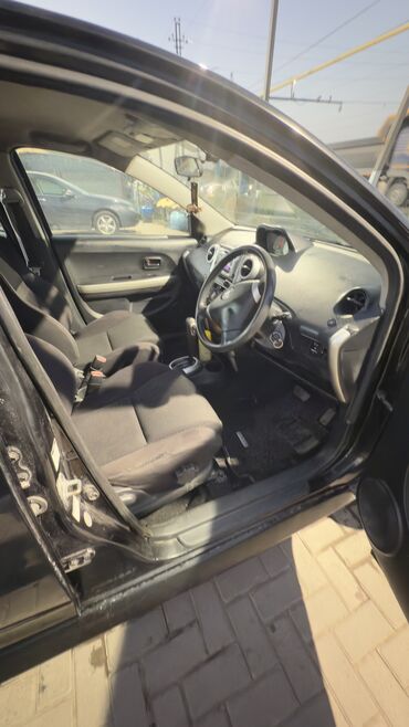 runx alex: Toyota AA: 2003 г., 1.5 л, Автоматтык, Бензин, Седан