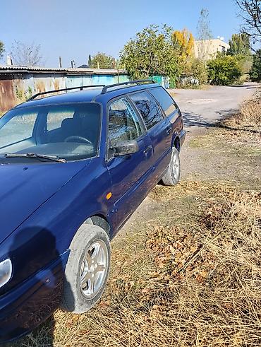 Volkswagen Passat Variant: 1994 г., 1.8 л, Механика, Бензин, Универсал
