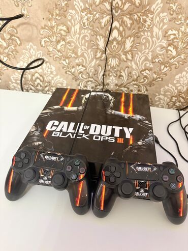 PS4 (Sony Playstation 4): Playstation 4 fat praşifkalı model 2 tb yaddas 28 en son oyun Blombu