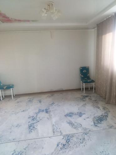 Үйлөрдү ижарага берүү: 50 м², 3 бөлмө — 3