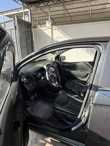 Chevrolet: Chevrolet Spark: 2016 г., 1 л, Вариатор, Бензин, Хэтчбэк — 10