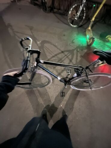 fixed gear купить бишкек: Шоссейный велосипед, Рама M (156 - 178 см), Б/у