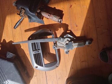 Digər avtomobil ehtiyat hissələri: Toyota Rav 4 ili 2000
Usden cixma orginaldir qiymeti munasib olacaq — 16