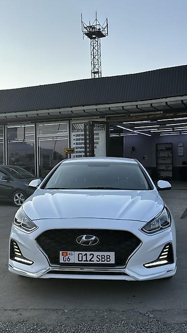 Hyundai Sonata: 2022 г., 2 л, Автомат, Газ, Седан